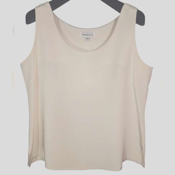 Emmelle Tops - Emmelle Silk Cream Sleeveless Top with Round Neckline. M